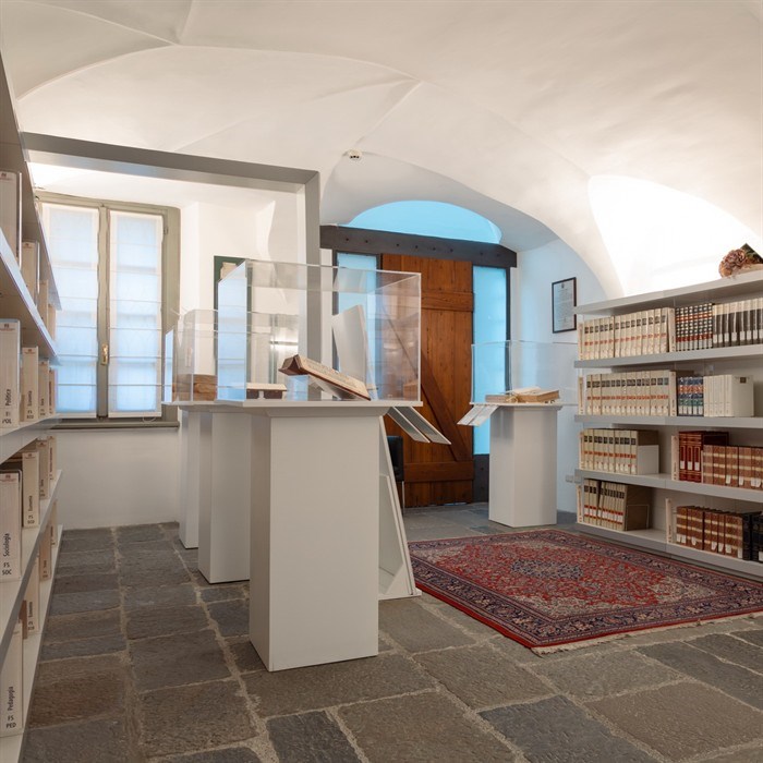 Palazzo Rajna-Sertoli-Guicciardi - Sala con volte al piano terra